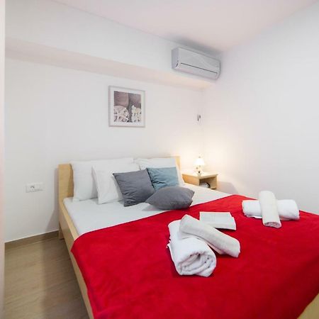 Apartments Relax Baška Voda Eksteriør billede