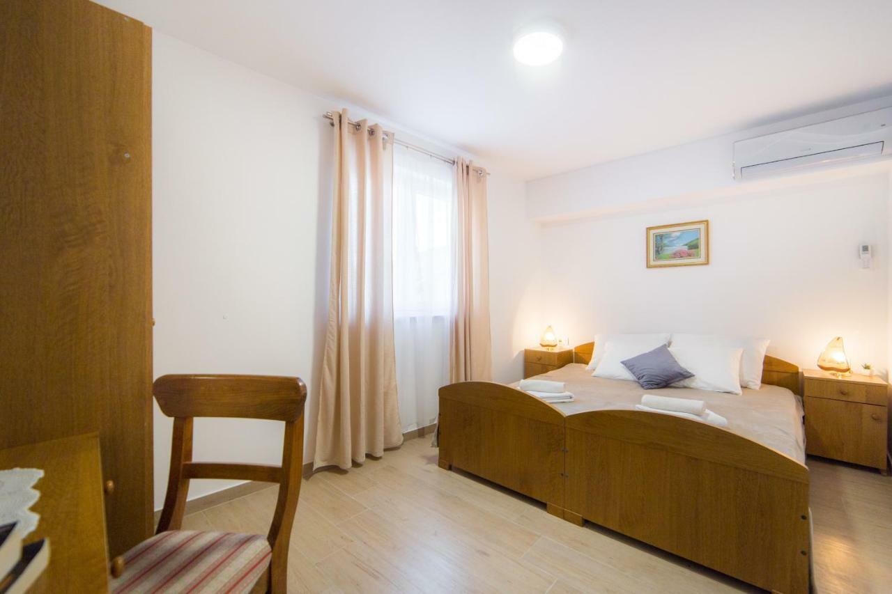 Apartments Relax Baška Voda Eksteriør billede